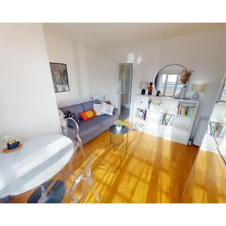 Appartement Joivy Modern Studio With Eiffel Tower View Paris