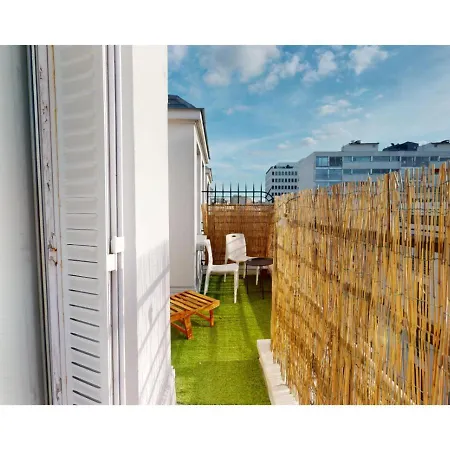 Joivy Modern Studio With Eiffel Tower View *